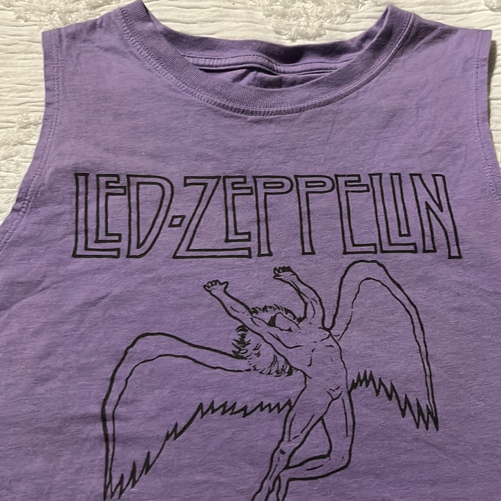 Led Zeppelin know sleeved cropped top